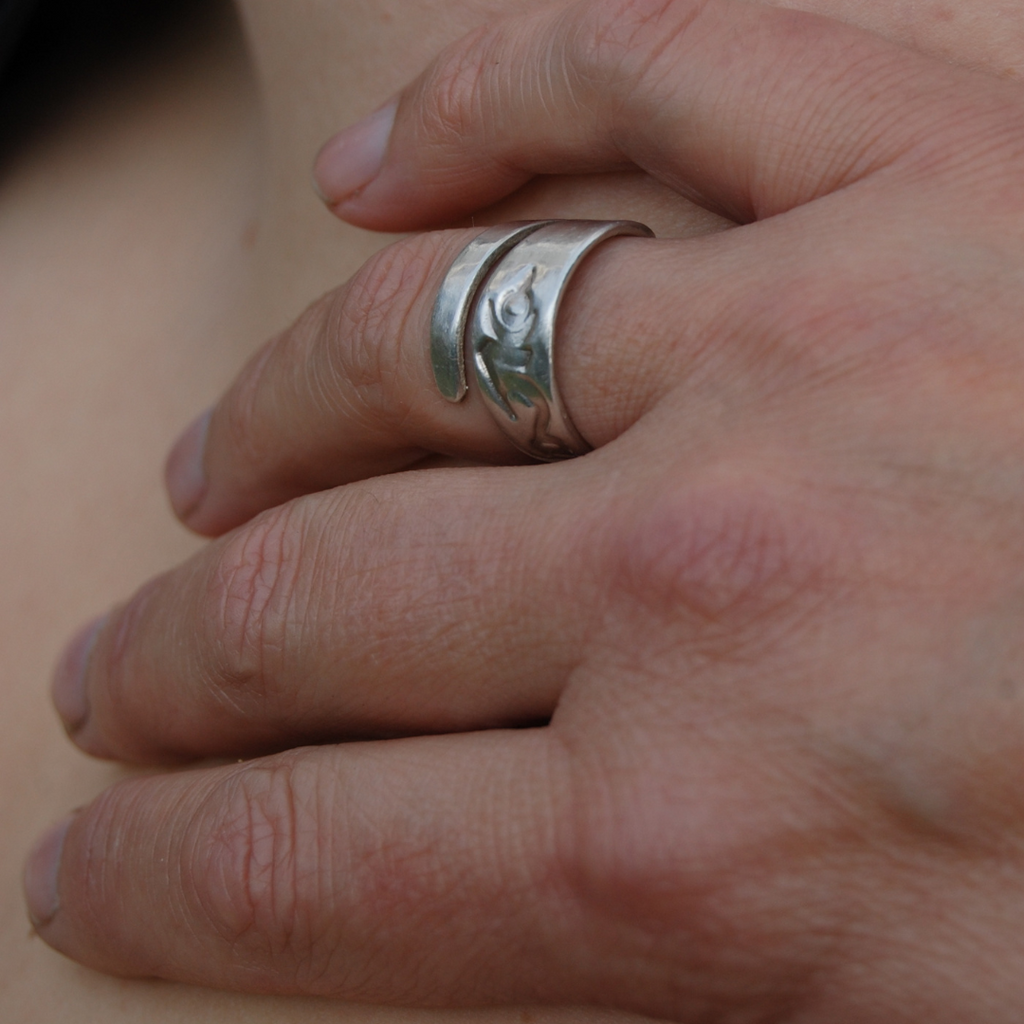 Anillo Tara