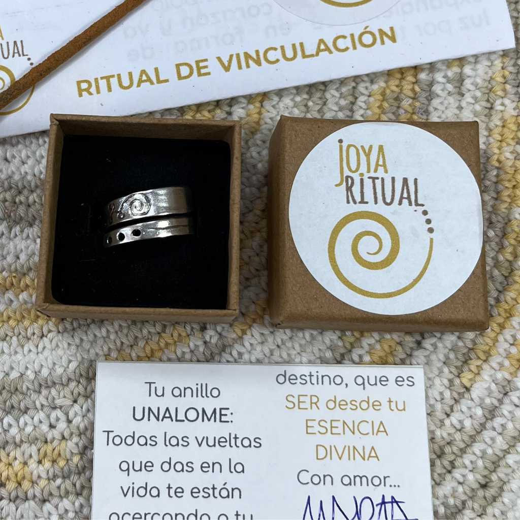 Anillo UNALOME