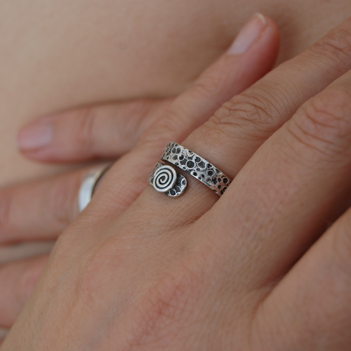 Anillo COMPLETA Y LIBRE