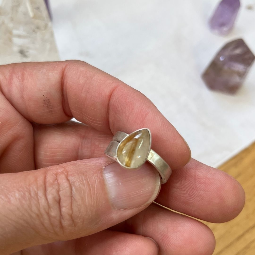 Anillo Durga · Cuarzo Rutilado
