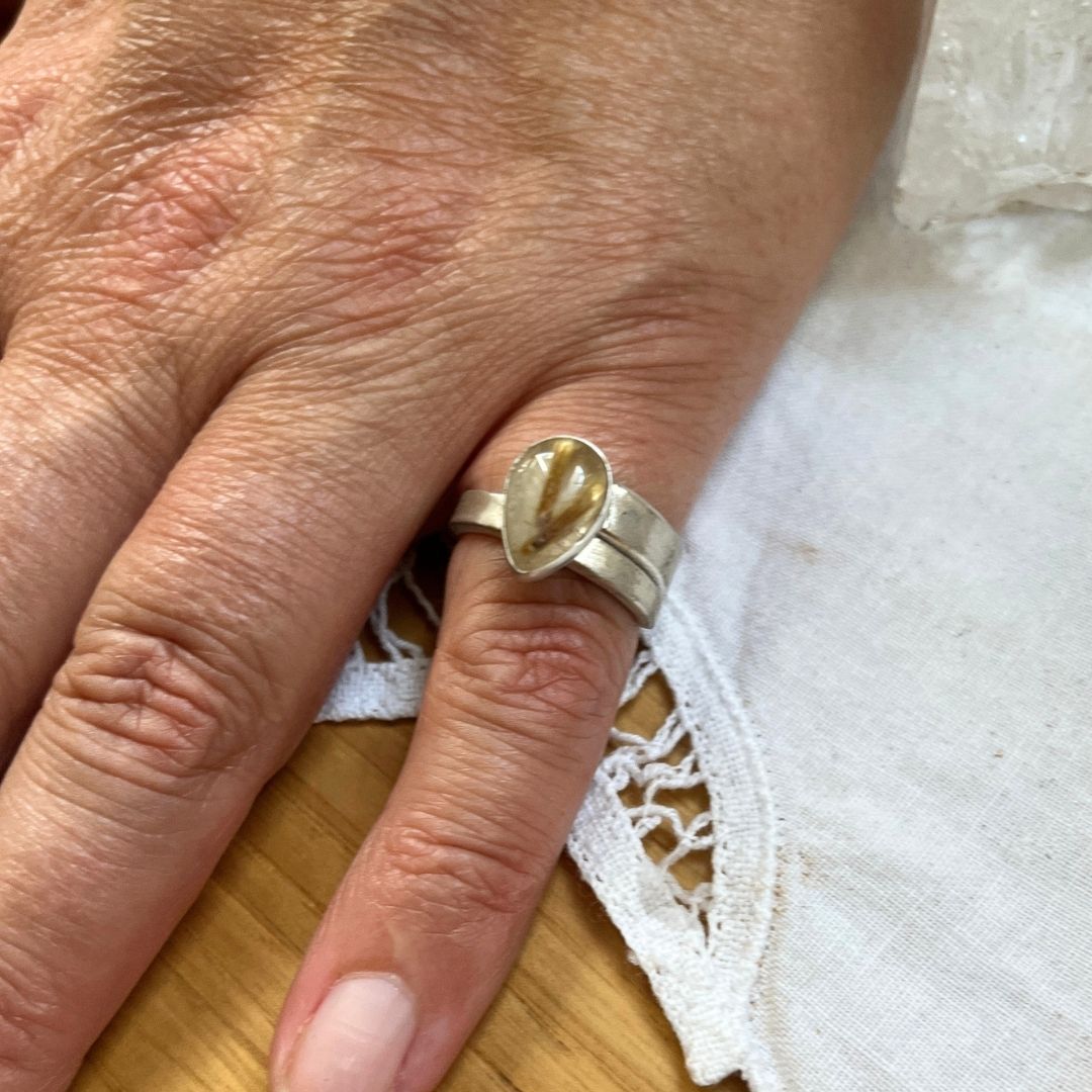 Anillo Durga · Cuarzo Rutilado