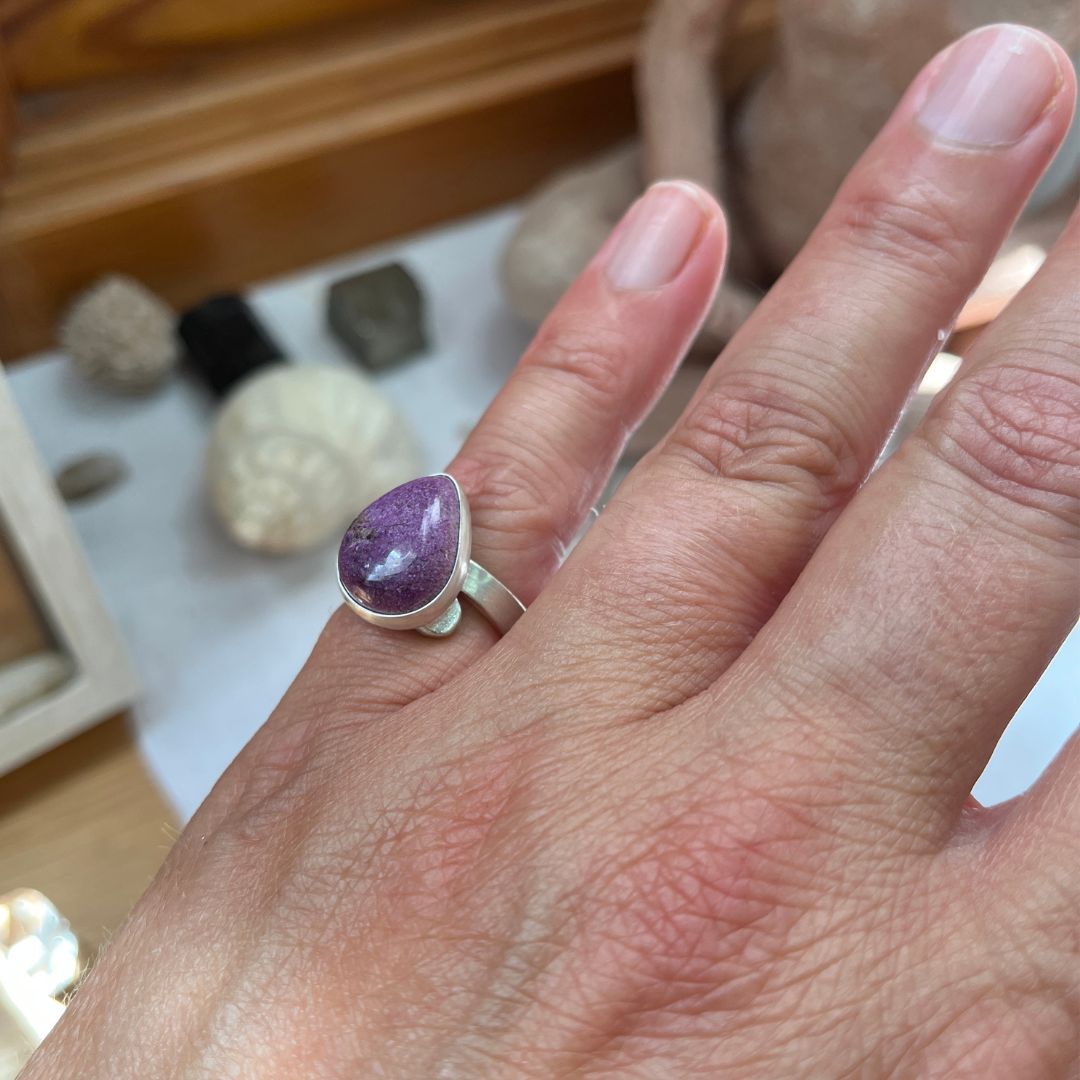 Anillo Durga · Purpurita