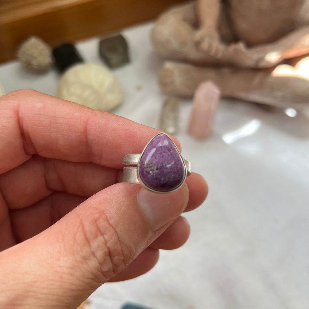 Anillo Durga · Purpurita