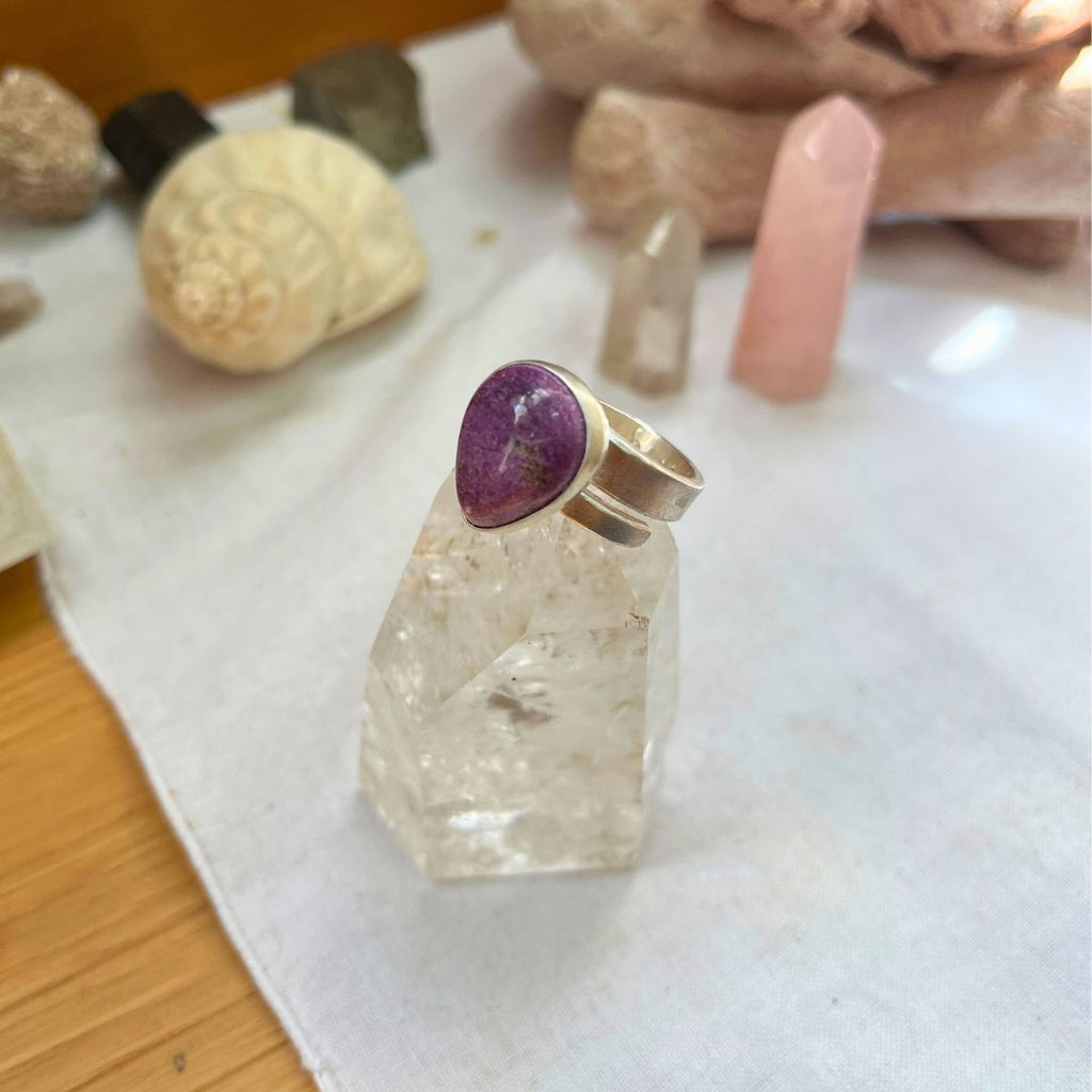 Anillo Durga · Purpurita
