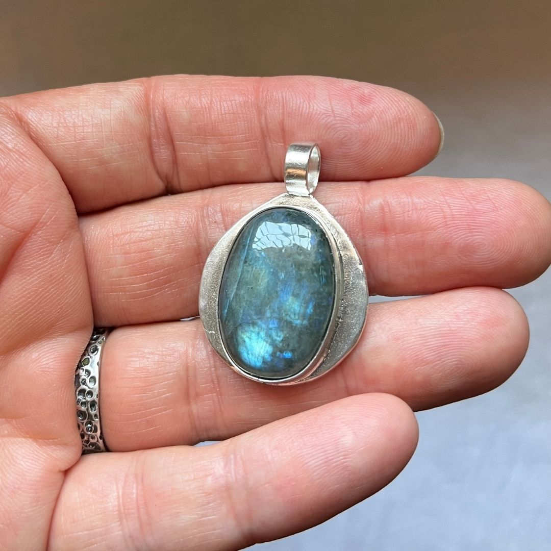 Colgante Tara · Labradorita Azul