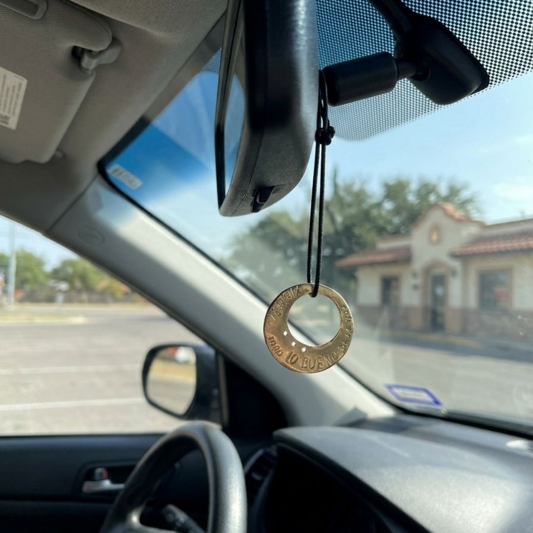 Colgante Completa y Libre · Bronce