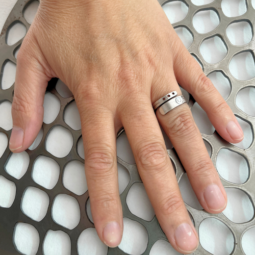 Anillo UNALOME