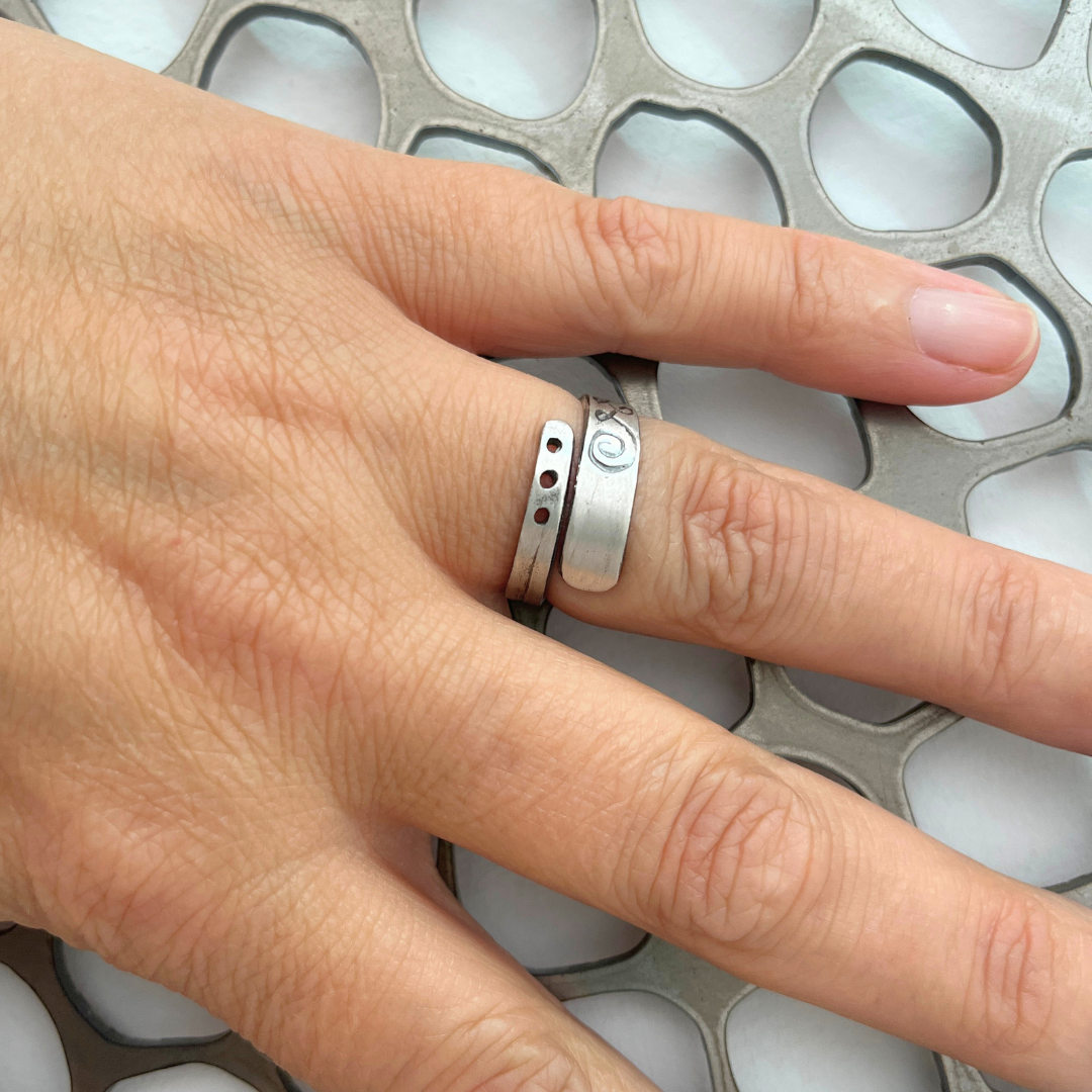 Anillo UNALOME